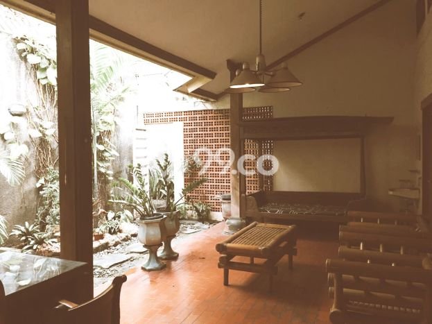 Rumah Elit Modern Siap Huni di Veteran Jakarta Selatan Rumah Elit Modern Siap Huni di Veteran Jakarta Selatan
