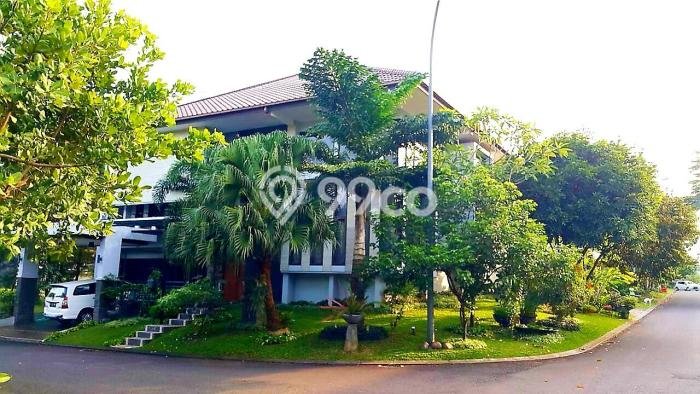 For Sale! Luxury House LT 395m2 Desain Modern di BSD The Green For Sale! Luxury House LT 395m2 Desain Modern di BSD The Green