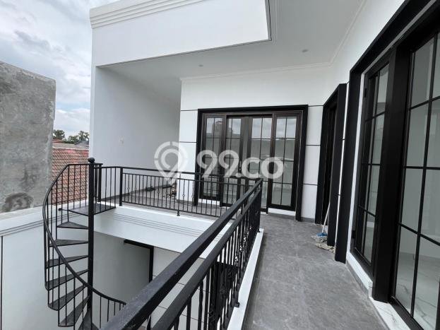 Hunian Mewah LB 255m2 Siap Huni Desain Elegan di BSD Nusaloka, Tangerang Hunian Mewah LB 255m2 Siap Huni Desain Elegan di BSD Nusaloka, Tangerang