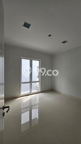 Ready to Use! Premium House LT 180m2 Desain Elegan di Gading Serpong Ready to Use! Premium House LT 180m2 Desain Elegan di Gading Serpong