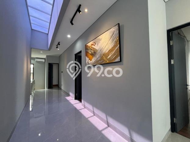 Jual Rumah Luas Elegan Dengan View Cantik di BSD Kencana Loka, Tangerang Jual Rumah Luas Elegan Dengan View Cantik di BSD Kencana Loka, Tangerang