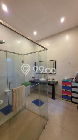 For Sale! Luxury House LT 250m2 Desain Modern di Gading Serpong For Sale! Luxury House LT 250m2 Desain Modern di Gading Serpong