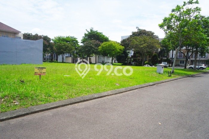 Tanah Premium Kawasan , Luas 240m2m², Cocok untuk Investasi Tanah Premium Kawasan , Luas 240m2m², Cocok untuk Investasi