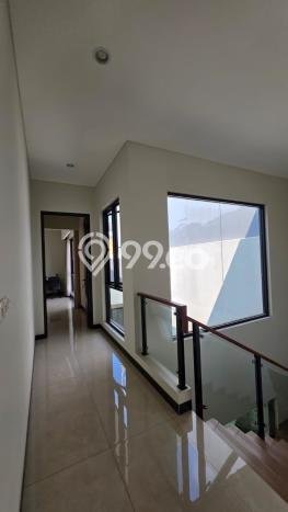 For Sale! Luxury House LT 250m2 Desain Modern di Gading Serpong For Sale! Luxury House LT 250m2 Desain Modern di Gading Serpong