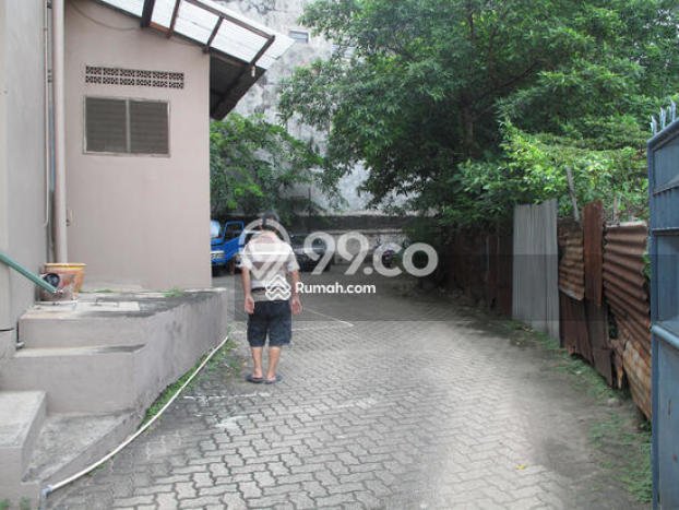 LOKASI PREMIUM! Ruko Kawasan Kebayoran Baru, Luas 2000m2m², Jalan Utama, Kawasan Komersial LOKASI PREMIUM! Ruko Kawasan Kebayoran Baru, Luas 2000m2m², Jalan Utama, Kawasan Komersial