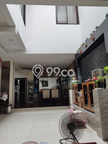 Hunian Mewah LB 450m2 Siap Pakai Desain Elegan di Permata Buana, Jakarta Barat Hunian Mewah LB 450m2 Siap Pakai Desain Elegan di Permata Buana, Jakarta Barat
