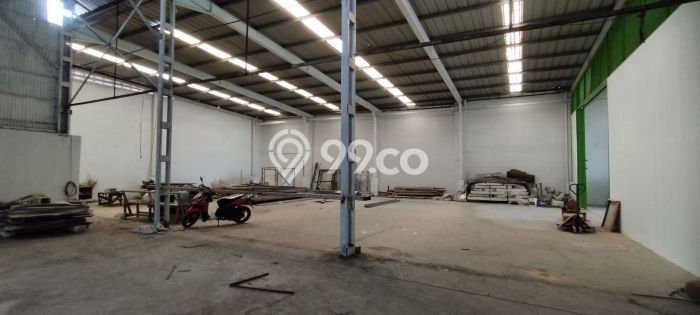 Gudang untuk Disewa di Pusat Jakarta Utara Luas Bangunan 1300m2 Gudang untuk Disewa di Pusat Jakarta Utara Luas Bangunan 1300m2