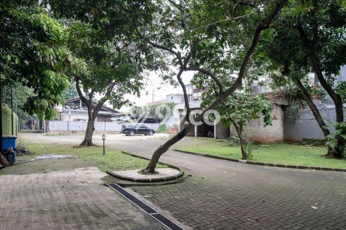 Rumah Luxury Modern Tanpa Renovasi di Ciganjur Jakarta Selatan Rumah Luxury Modern Tanpa Renovasi di Ciganjur Jakarta Selatan