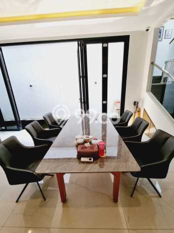 Siap Huni Rumah Mewah 4 Kamar di Johar Baru Dekat ke Mana Pun Siap Huni Rumah Mewah 4 Kamar di Johar Baru Dekat ke Mana Pun