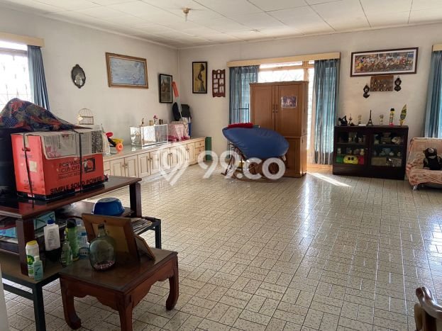 BEST DEAL! Rumah area Kedoya, 4 KT, Akses Mudah Fasilitas Umum, LT 735m² Bangunan 425m² BEST DEAL! Rumah area Kedoya, 4 KT, Akses Mudah Fasilitas Umum, LT 735m² Bangunan 425m²