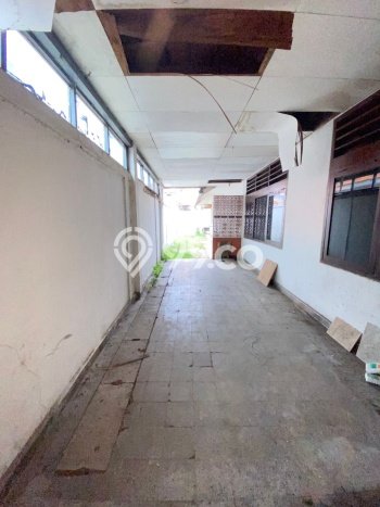 Jual Rumah Luas Elegan Dengan View Eksklusif di Jatiwaringin, Bekasi Jual Rumah Luas Elegan Dengan View Eksklusif di Jatiwaringin, Bekasi