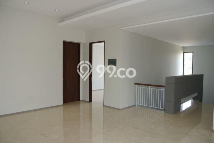 SPECIAL RATE! Rumah area Cilandak, 4 KM, Lingkungan Sejuk, Luas 600m² LB 450m² SPECIAL RATE! Rumah area Cilandak, 4 KM, Lingkungan Sejuk, Luas 600m² LB 450m²