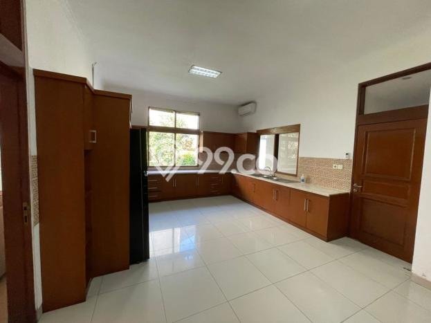 Disewakan! Rumah 4 Kamar Tidur &
3 Kamar Mandi di patra kuningan, Jakarta Selatan Disewakan! Rumah 4 Kamar Tidur &
3 Kamar Mandi di patra kuningan, Jakarta Selatan