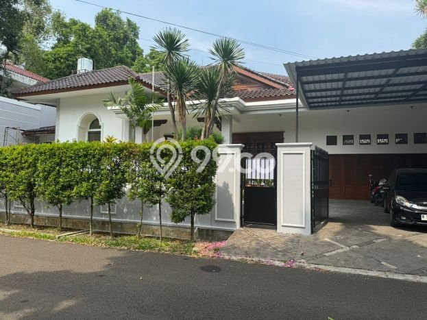 SPECIAL OFFER! Rumah di Simprug, 5 KT, Area Asri, Luas 600m² Bangunan 700m² SPECIAL OFFER! Rumah di Simprug, 5 KT, Area Asri, Luas 600m² Bangunan 700m²