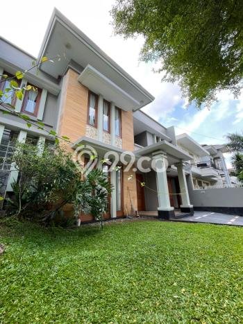 Rumah Mewah LB 400m2 Siap Huni Desain Elegan di Pondok Indah, Jakarta Selatan Rumah Mewah LB 400m2 Siap Huni Desain Elegan di Pondok Indah, Jakarta Selatan