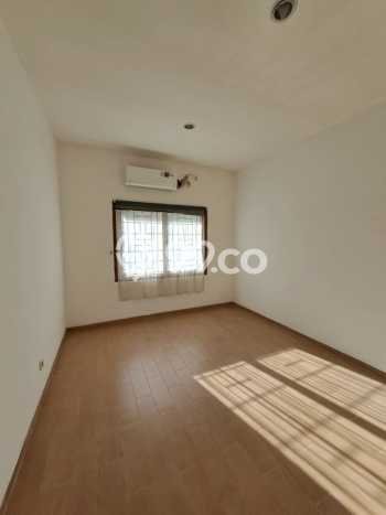 PRIME AREA! Rumah kawasan Cinere, 4 KT, Area Premium, LT 130m² LB 120m² PRIME AREA! Rumah kawasan Cinere, 4 KT, Area Premium, LT 130m² LB 120m²