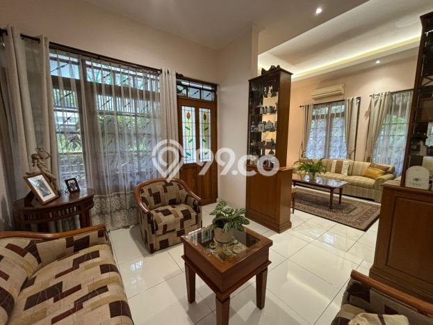 For Sale! Luxury House LT 400m2 Desain Modern di Pasteur For Sale! Luxury House LT 400m2 Desain Modern di Pasteur
