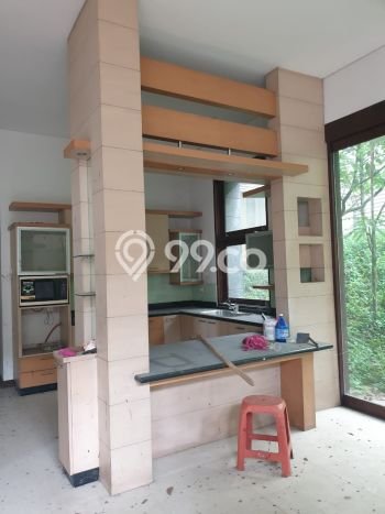 Rumah Mewah LB 1200m2 Siap Huni Desain Elegan di Setra Duta, Bandung Rumah Mewah LB 1200m2 Siap Huni Desain Elegan di Setra Duta, Bandung