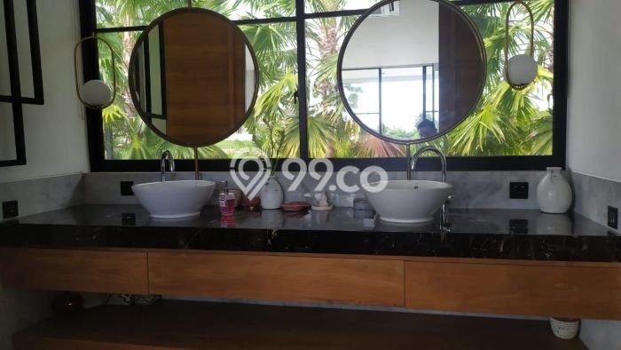 Jual Rumah Luas Elegan Dengan View Cantik di Pererenan, Badung Jual Rumah Luas Elegan Dengan View Cantik di Pererenan, Badung