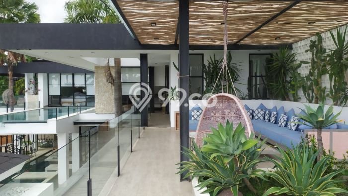 Jual Rumah Luas Elegan Dengan View Cantik di Pererenan, Badung Jual Rumah Luas Elegan Dengan View Cantik di Pererenan, Badung