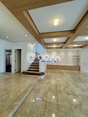 Rumah Disewakan Jakarta Selatan LT 412m2 LB 450m2 Area Pondok Indah Rumah Disewakan Jakarta Selatan LT 412m2 LB 450m2 Area Pondok Indah