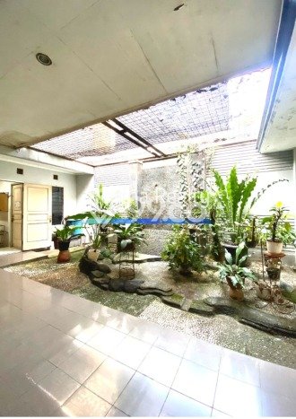 Rumah Elit Modern Siap Huni di BSD Puspita Loka Tangerang Rumah Elit Modern Siap Huni di BSD Puspita Loka Tangerang
