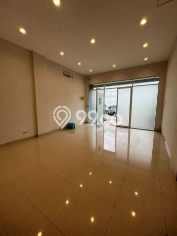 Ruko Bagus Dijual LB 300m2 Lokasi Strategis Jakarta Utara Area Cocok untuk Berbisnis Ruko Bagus Dijual LB 300m2 Lokasi Strategis Jakarta Utara Area Cocok untuk Berbisnis