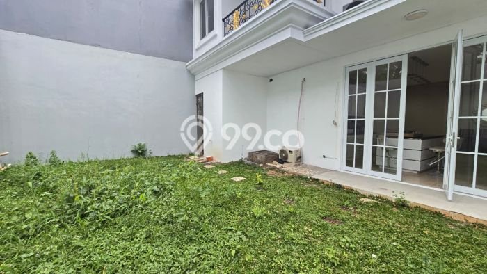 Dijual Rumah Mewah Megah Dengan View Cantik di Gading Serpong, Tangerang Dijual Rumah Mewah Megah Dengan View Cantik di Gading Serpong, Tangerang