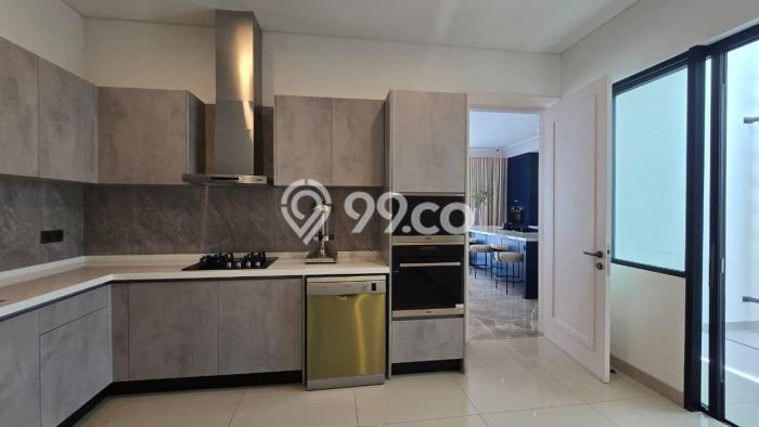 Jual Rumah Mewah Megah Dengan View Eksklusif di Alam Sutera, Tangerang Jual Rumah Mewah Megah Dengan View Eksklusif di Alam Sutera, Tangerang