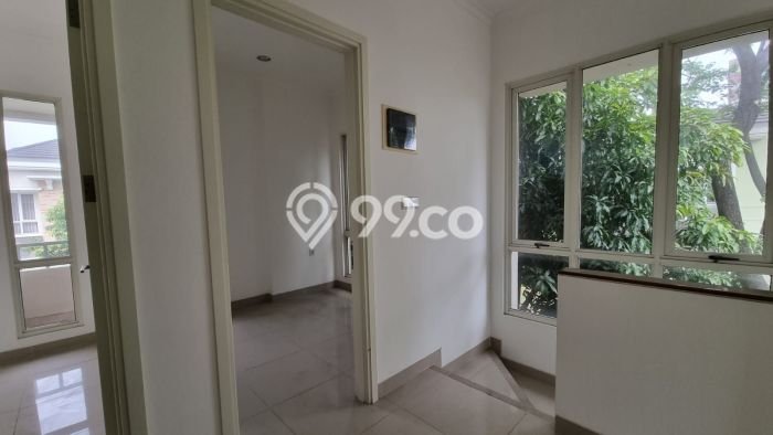 Rumah Modern LT 152m² Terawat di Kompleks Cluster Serpong, Tangerang Selatan Rumah Modern LT 152m² Terawat di Kompleks Cluster Serpong, Tangerang Selatan