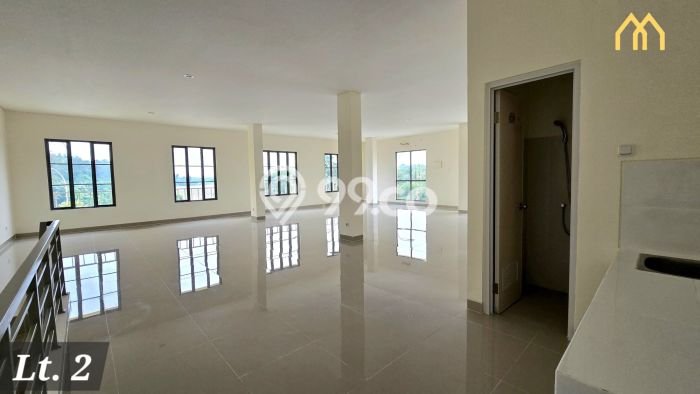 PROSPEK BAGUS! Gudang Kawasan Gading Serpong, Luas 132m², Potensi ROI Tinggi PROSPEK BAGUS! Gudang Kawasan Gading Serpong, Luas 132m², Potensi ROI Tinggi