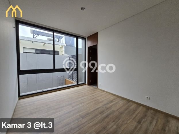 Ready to Use! Luxury House LT 396m2 Desain Modern di BSD Ready to Use! Luxury House LT 396m2 Desain Modern di BSD