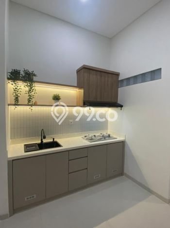LOKASI PREMIUM! Rumah Strategis di BSD, Luas 72m² LB 70m² LOKASI PREMIUM! Rumah Strategis di BSD, Luas 72m² LB 70m²