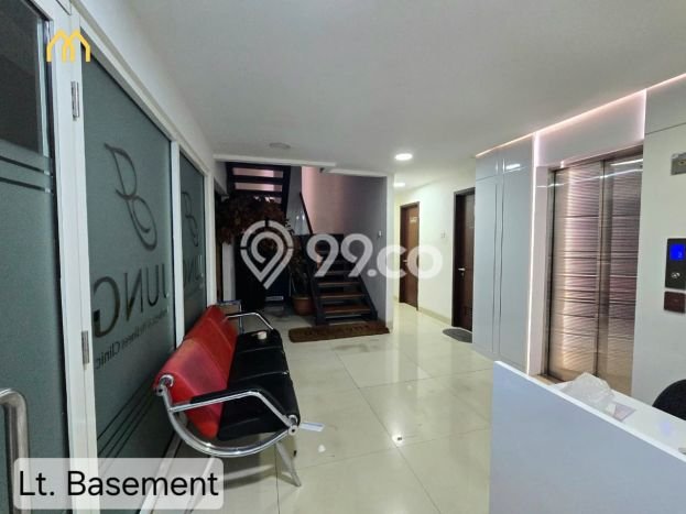 Ruko Dijual Lokasi Emas di BSD Luas 621m2 Ruko Dijual Lokasi Emas di BSD Luas 621m2