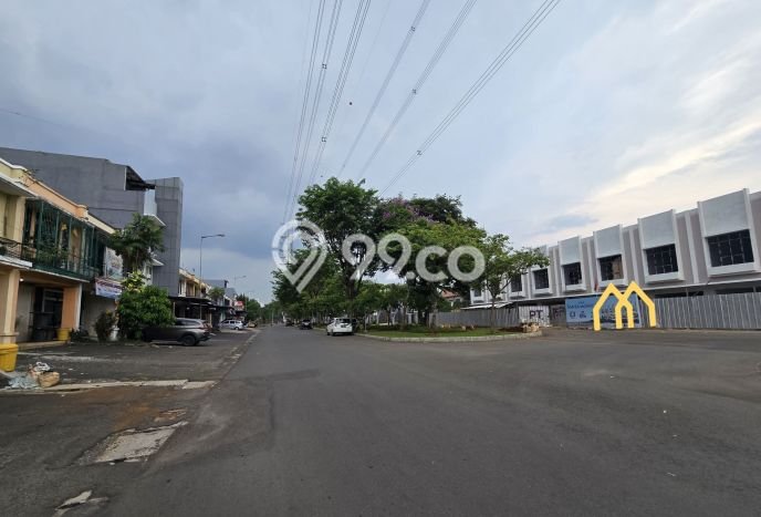 LOKASI TERBAIK! Ruko di Gading Serpong, Luas 123m², Pusat Komersial LOKASI TERBAIK! Ruko di Gading Serpong, Luas 123m², Pusat Komersial