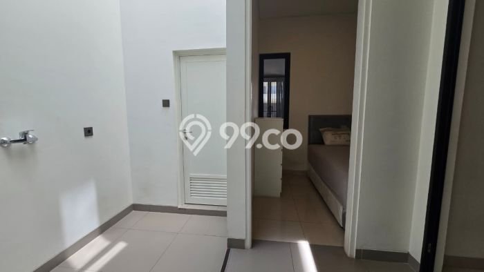Jual Rumah Mewah Megah Dengan View Eksklusif di Alam Sutera, Tangerang Jual Rumah Mewah Megah Dengan View Eksklusif di Alam Sutera, Tangerang