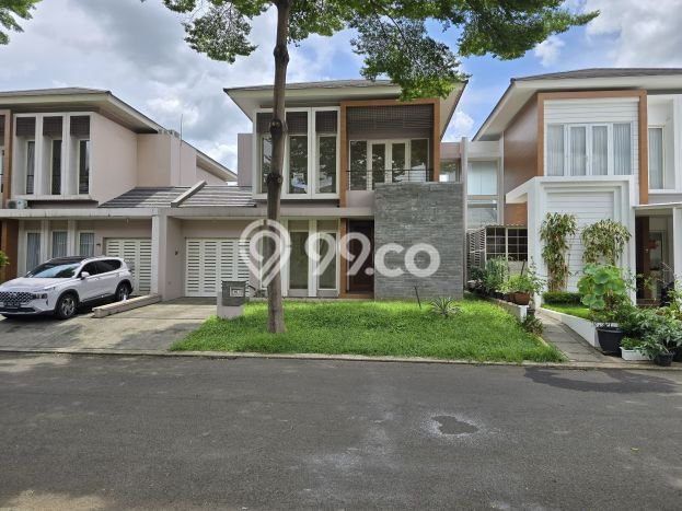 FEATURED! Rumah di Alam Sutera, 4 KT, Lokasi Strategis, Luas 300m² Bangunan 247m² FEATURED! Rumah di Alam Sutera, 4 KT, Lokasi Strategis, Luas 300m² Bangunan 247m²