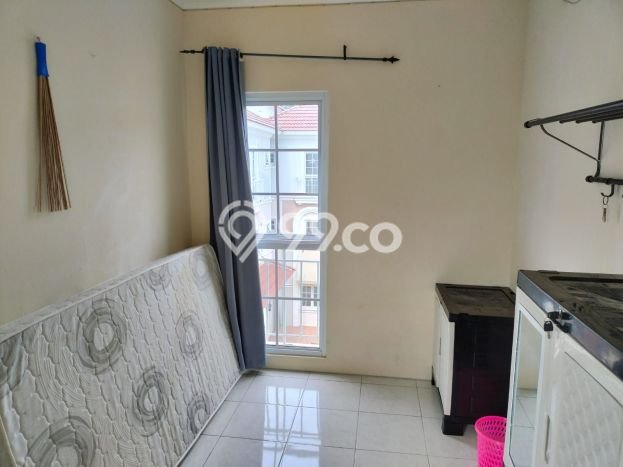 Jual Rumah Modern 4 KT di BSD City, Tangerang Jual Rumah Modern 4 KT di BSD City, Tangerang