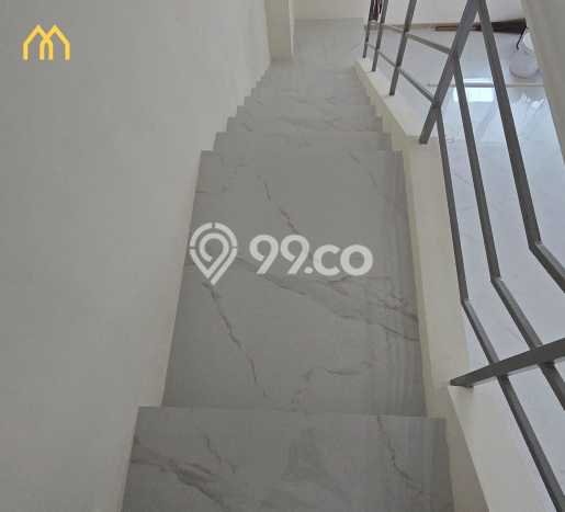 Ruko Dijual di Prime Area Tangerang Luas 202m2 Ruko Dijual di Prime Area Tangerang Luas 202m2