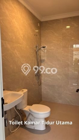 Jual Rumah Luas Megah Dengan View Eksklusif di Sunter, Jakarta Utara Jual Rumah Luas Megah Dengan View Eksklusif di Sunter, Jakarta Utara