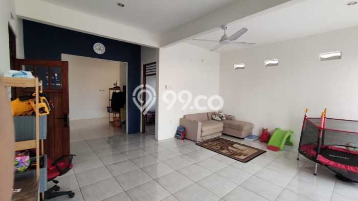 Rumah Strategis Modern Lb 144m2 di Pondok Aren, Tangerang Selatan Rumah Strategis Modern Lb 144m2 di Pondok Aren, Tangerang Selatan