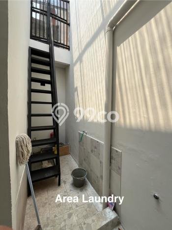 Rumah Luas Asri 3 KT Siap Pakai di Bintaro Tangerang Selatan Rumah Luas Asri 3 KT Siap Pakai di Bintaro Tangerang Selatan