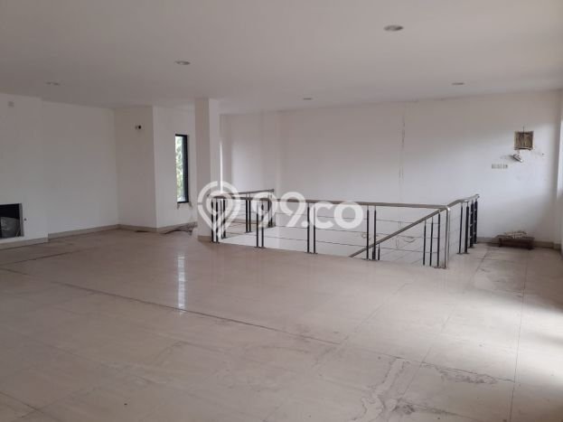 Ruko Lokasi Strategis di Samarinda Kota, Luas 800m², Disewakan, Pusat Komersial Ruko Lokasi Strategis di Samarinda Kota, Luas 800m², Disewakan, Pusat Komersial