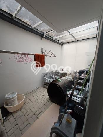 Rumah Strategis Minimalis Lb 89m2 di BSD, Tangerang Selatan Rumah Strategis Minimalis Lb 89m2 di BSD, Tangerang Selatan