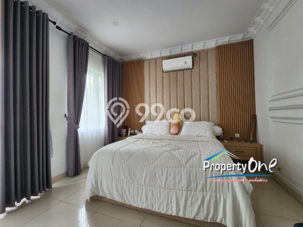Rumah Eksklusif Siap Huni LT 300m2 di BSD, Tangerang Selatan Rumah Eksklusif Siap Huni LT 300m2 di BSD, Tangerang Selatan