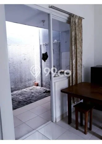 Jual Rumah Strategis Bagus Punya 2 KT di Setu Tangerang Selatan - Jual Rumah Strategis Bagus Punya 2 KT di Setu Tangerang Selatan -