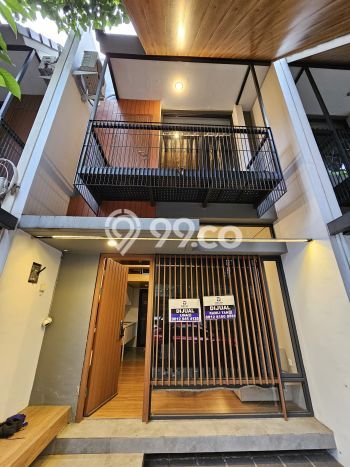Jual Rumah Bagus Siap Huni LB 45m2 di BSD, Tangerang Selatan Jual Rumah Bagus Siap Huni LB 45m2 di BSD, Tangerang Selatan