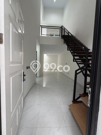 Jual Rumah Strategis Bagus Punya 3 KT di BSD Tangerang Selatan SHM Jual Rumah Strategis Bagus Punya 3 KT di BSD Tangerang Selatan SHM