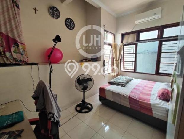 Rumah Elit Modern Tanpa Renovasi di Cipinang Jakarta Timur Rumah Elit Modern Tanpa Renovasi di Cipinang Jakarta Timur
