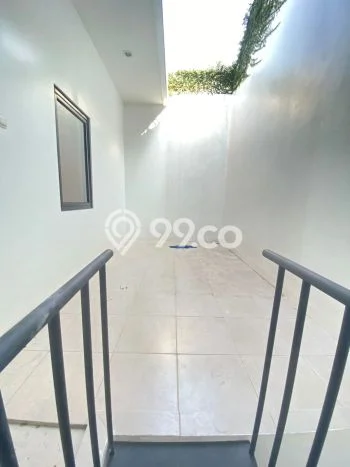 Dijual Rumah Strategis Bagus Punya 4 KT di Cinere Depok SHM Dijual Rumah Strategis Bagus Punya 4 KT di Cinere Depok SHM